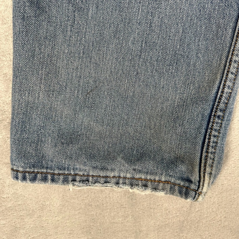 Levi's 550 Relaxed Fit Jeans Men's Size 40x29 Distressed Denim Medium Wash - Picture 11 of 16